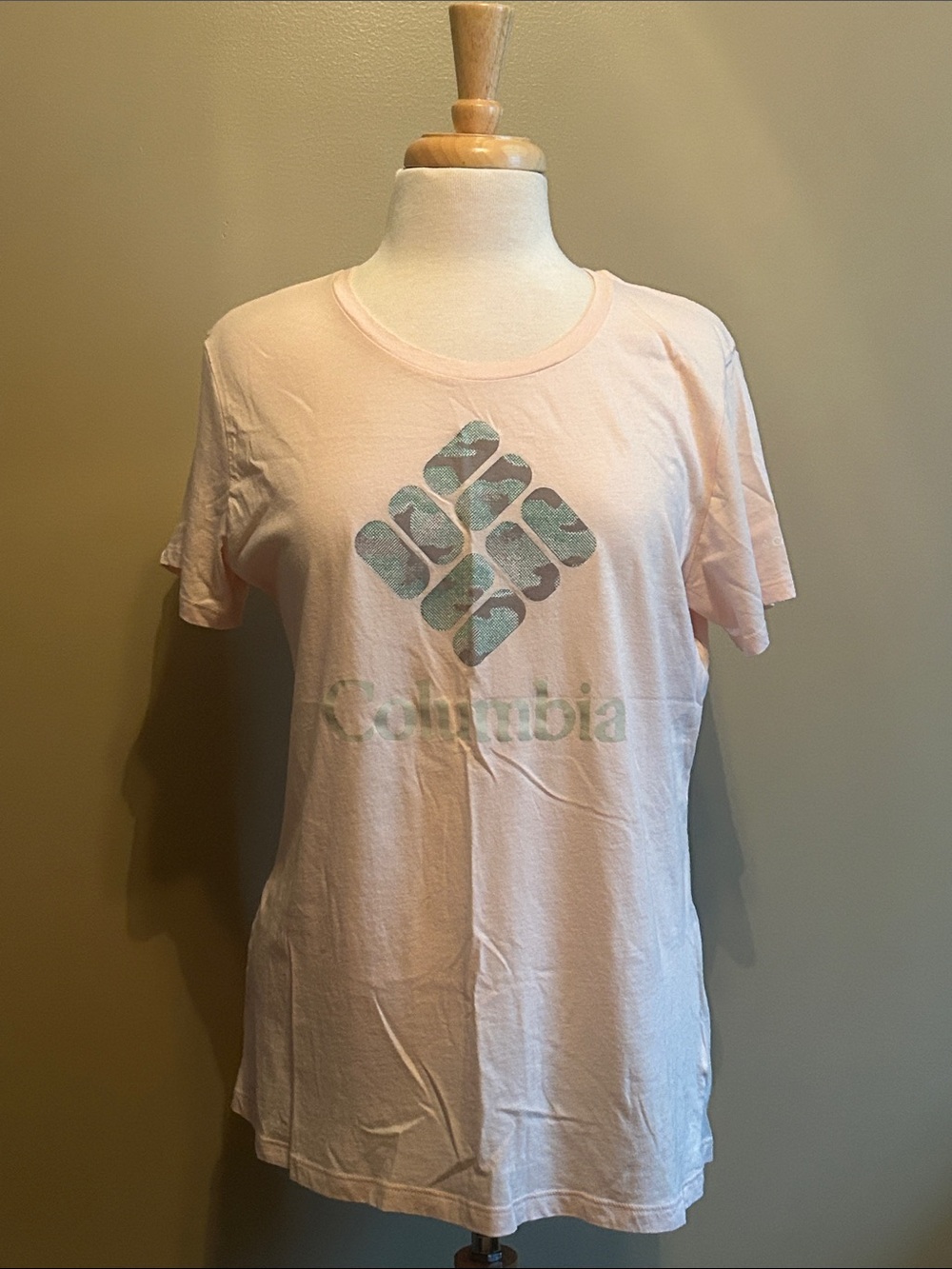 Columbia Pink Short Sleeve Tee Shirt Size XL